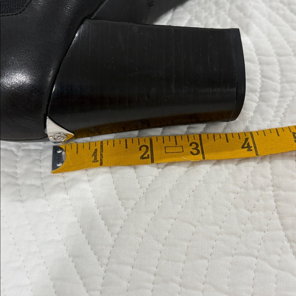 Michael Kors Chic Black Ankle Booties 8.5 - Picture 8 of 9